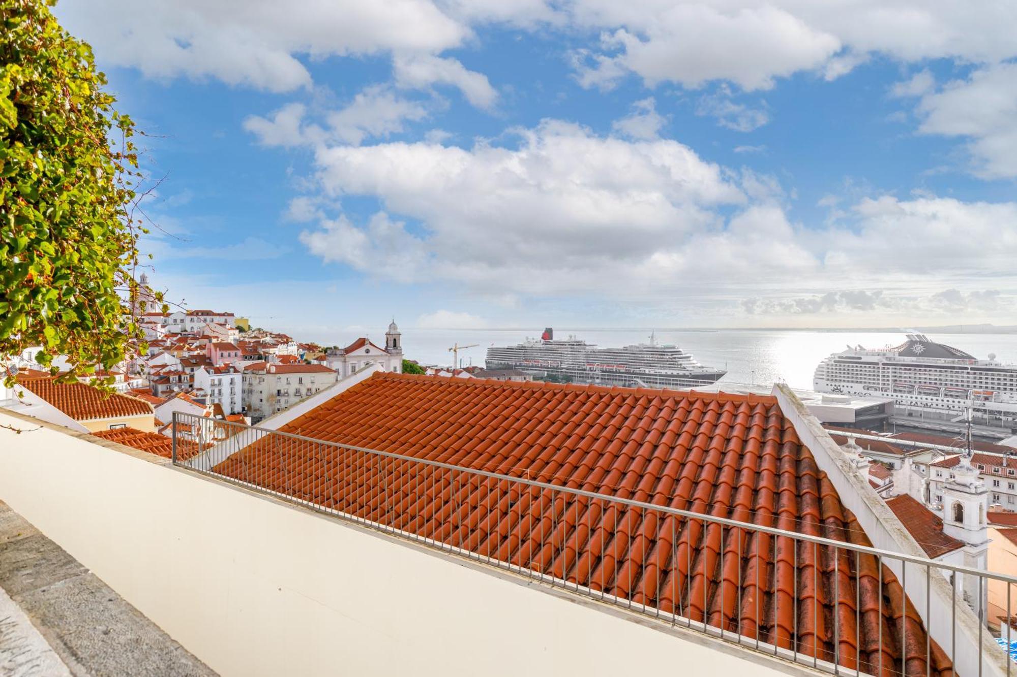 Sublime Apt Medieval Alfama Lisboa Екстериор снимка