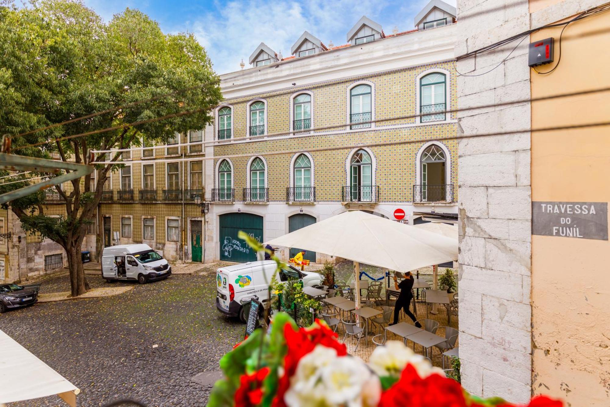 Sublime Apt Medieval Alfama Lisboa Екстериор снимка